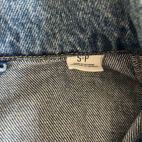 Urban Outfitters Jean Jacket - Picture 3 of 10